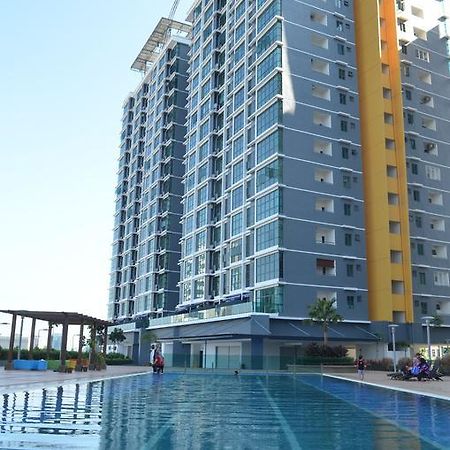 Vista Alam Roomstay Homestay Shah Alam Eksteriør bilde