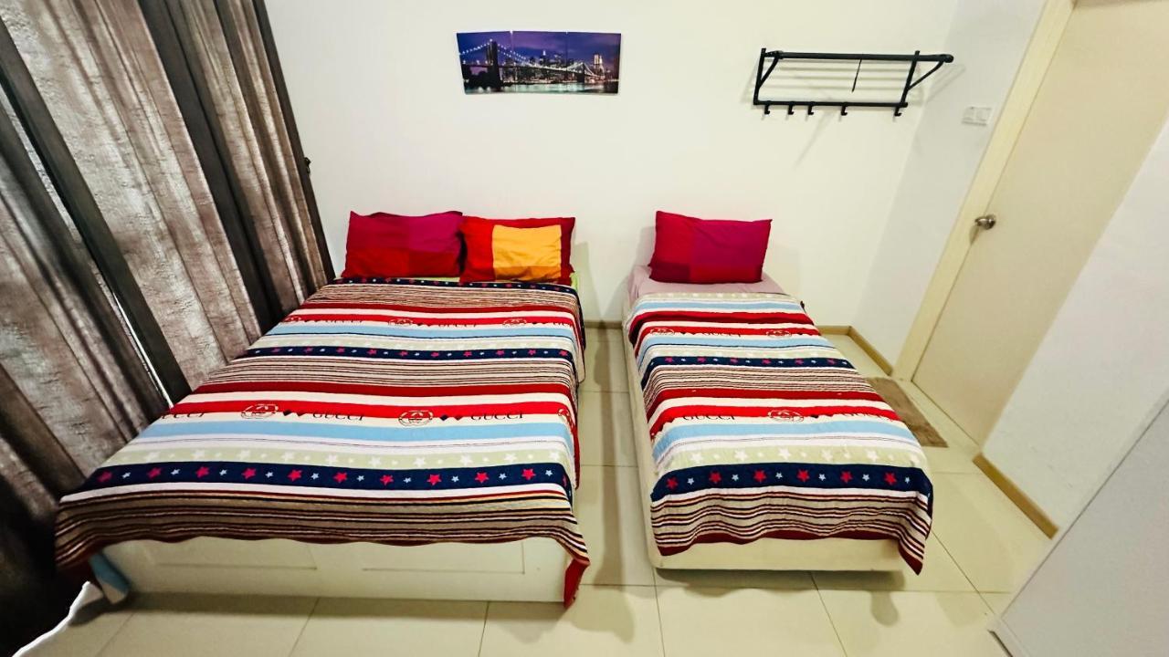 Vista Alam Roomstay Homestay Shah Alam Eksteriør bilde