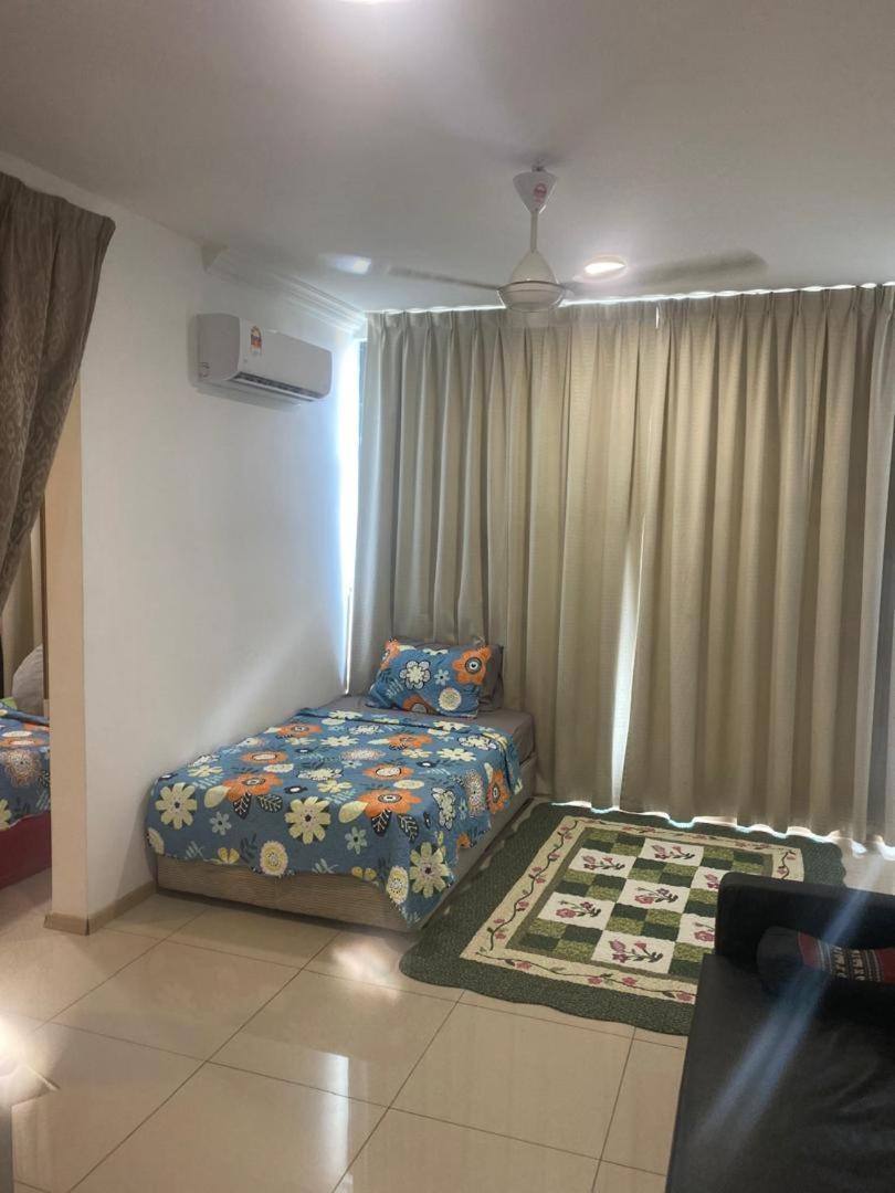Vista Alam Roomstay Homestay Shah Alam Eksteriør bilde